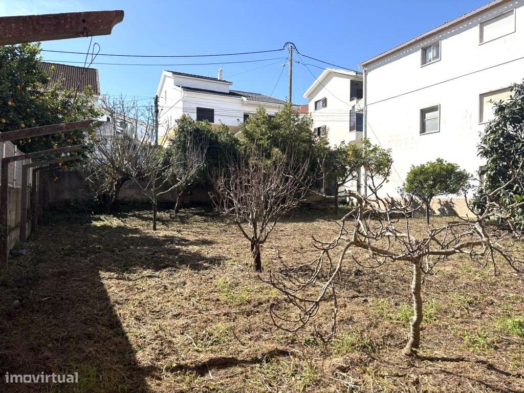 MORADIA PARA RECONSTRUÇÃO - GRANDE POTENCIAL DE VALORIZAÇÃO

Rua ...-17