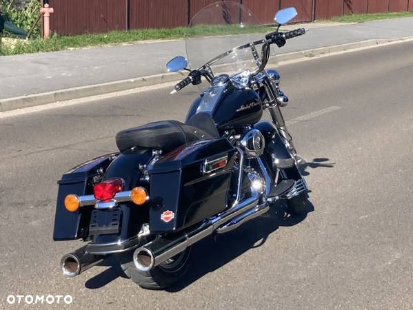 Harley-Davidson Touring Road King - 17