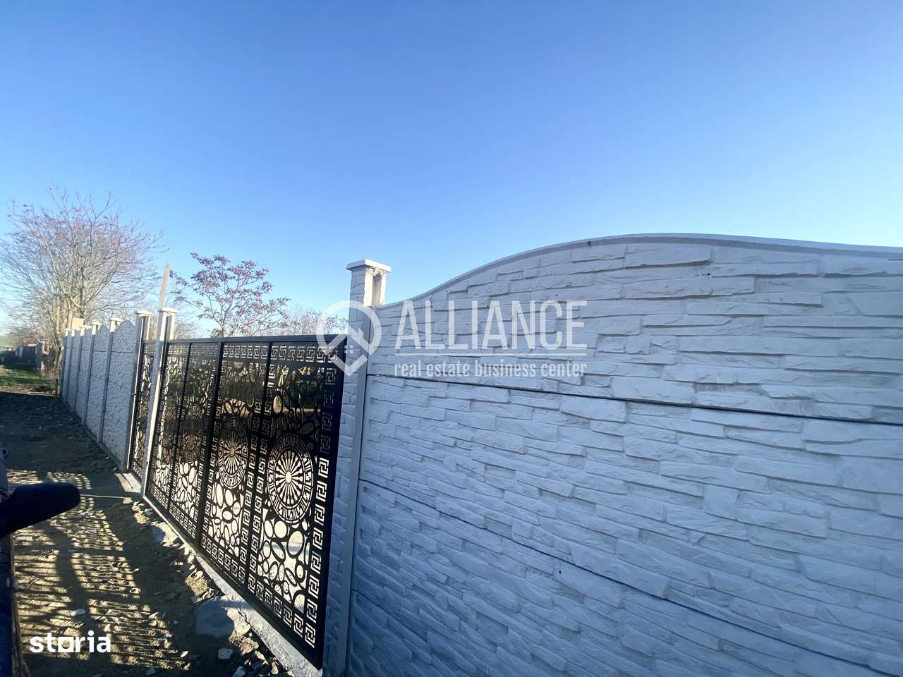 Castelu (COD 07) Casă 4 camere cu teren de 625 mp-15