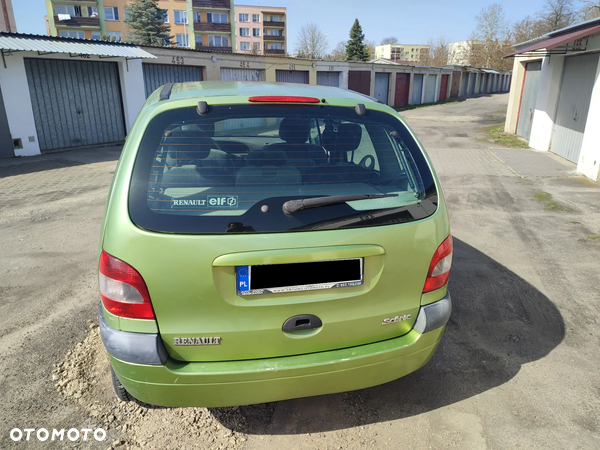 Renault Scenic - 3