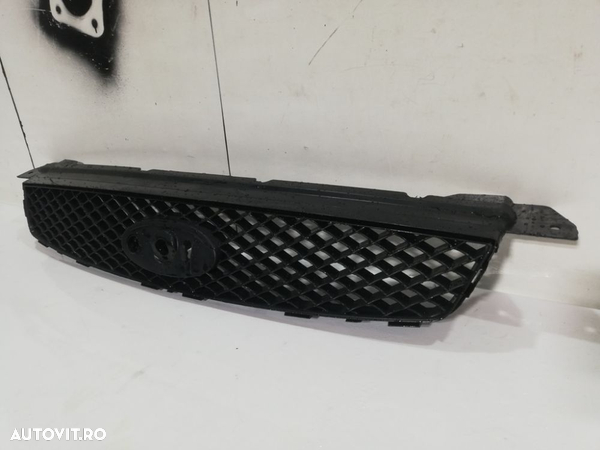 Grila radiator Ford Focus 2 cod FD07235GBN Piesa Noua An 2004 2005 2006 2007 2008 - 2