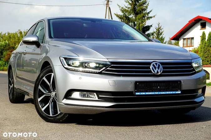 Volkswagen Passat 2.0 TDI SCR Comfortline - 4