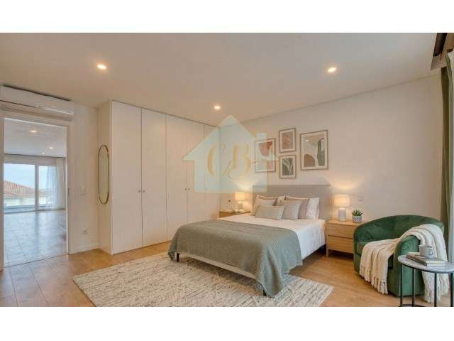 Moradia T4 no Varatojo – Torres Vedras | Terraço panorâmico e garagem-7