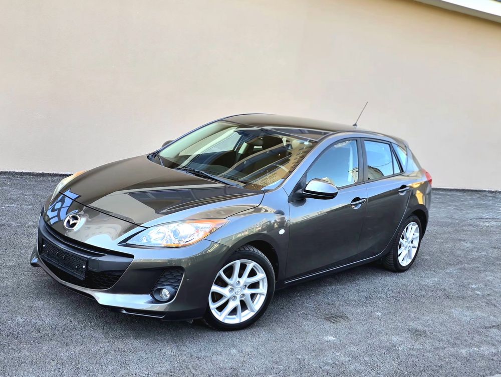 Mazda 3 2012