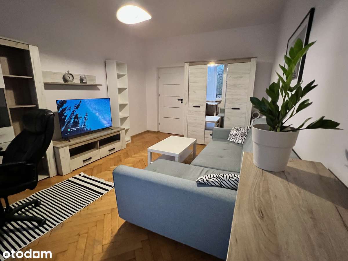 Wyremontowane 2-pokojowe mieszkanie w centrum - Pełny obrazek: 5/12