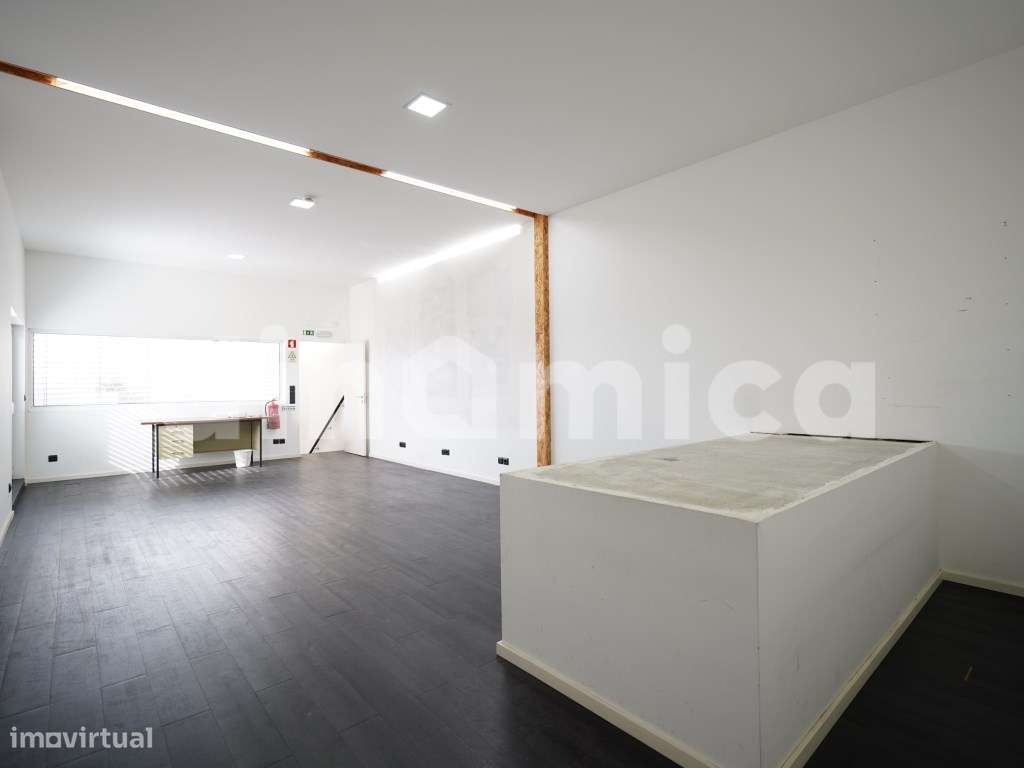 Imóvel Industrial / Serviços-20