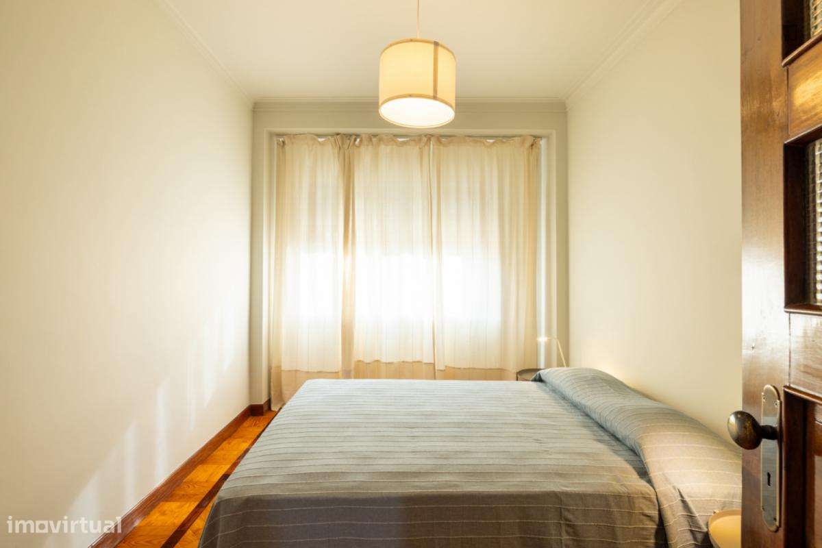 Quarto - localizado em Cedofeita Porto - Grande imagem: 5/6