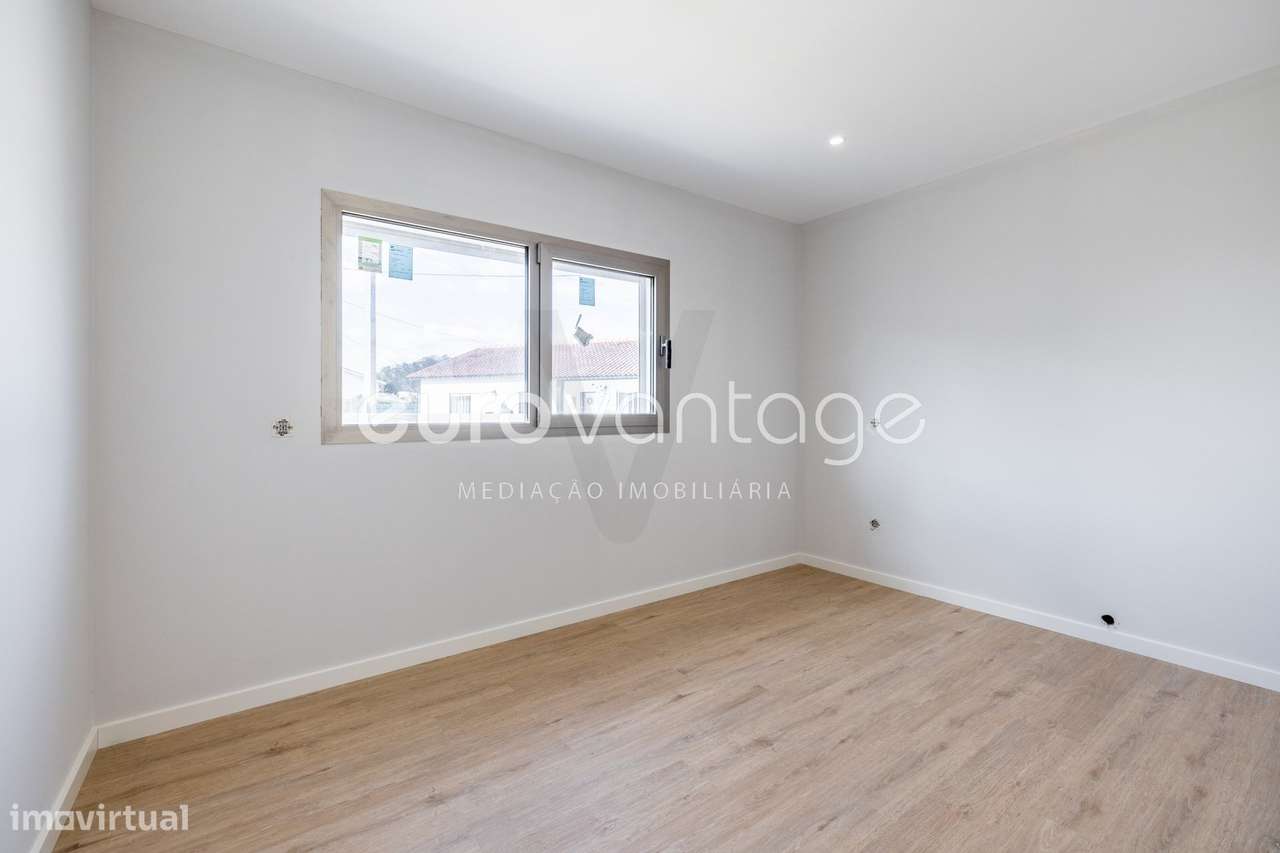 Moradia T4 | Nova | Jardoeira – Batalha-11