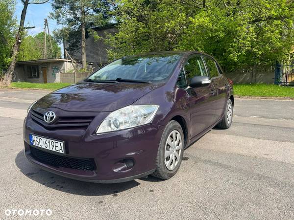 Toyota Auris 1.4 D-4D 2010 - 7