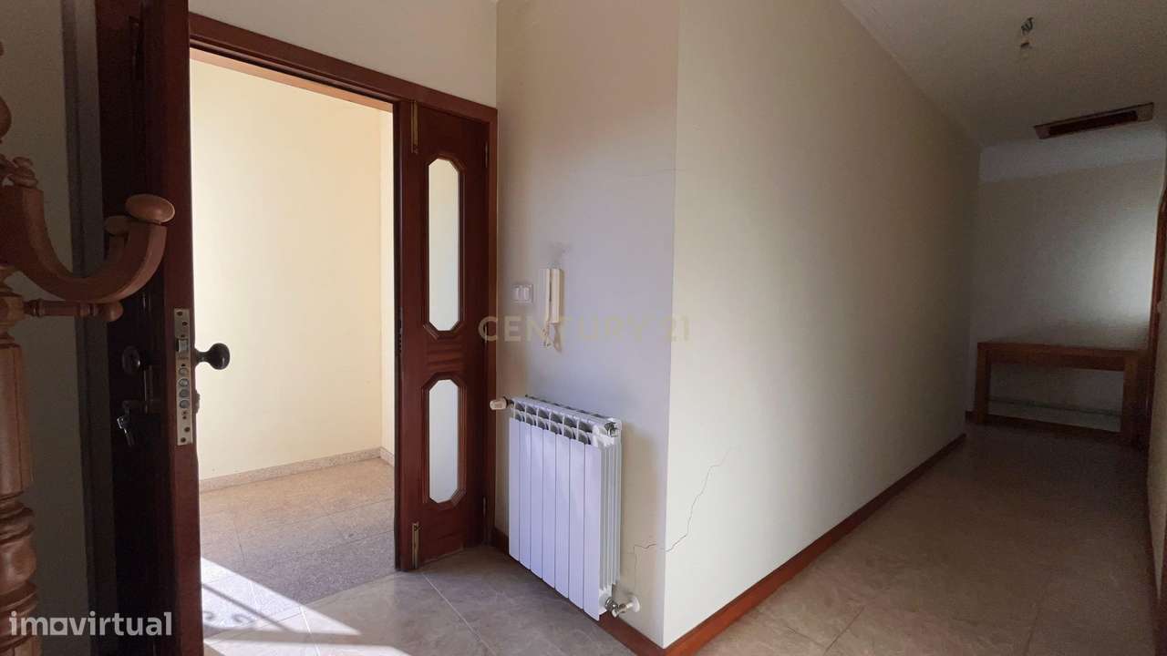 Apartamento T3 em Ponte da Barca - Oportunidade Única!-13