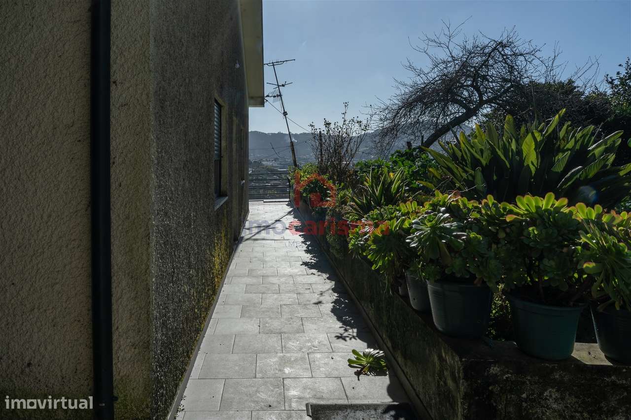 Moradia Térrea T3 em Santo Adrião, Vizela-17