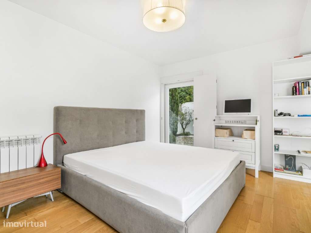 Apartamento T2 duplex junto ao Rio Tejo, em Lisboa-9