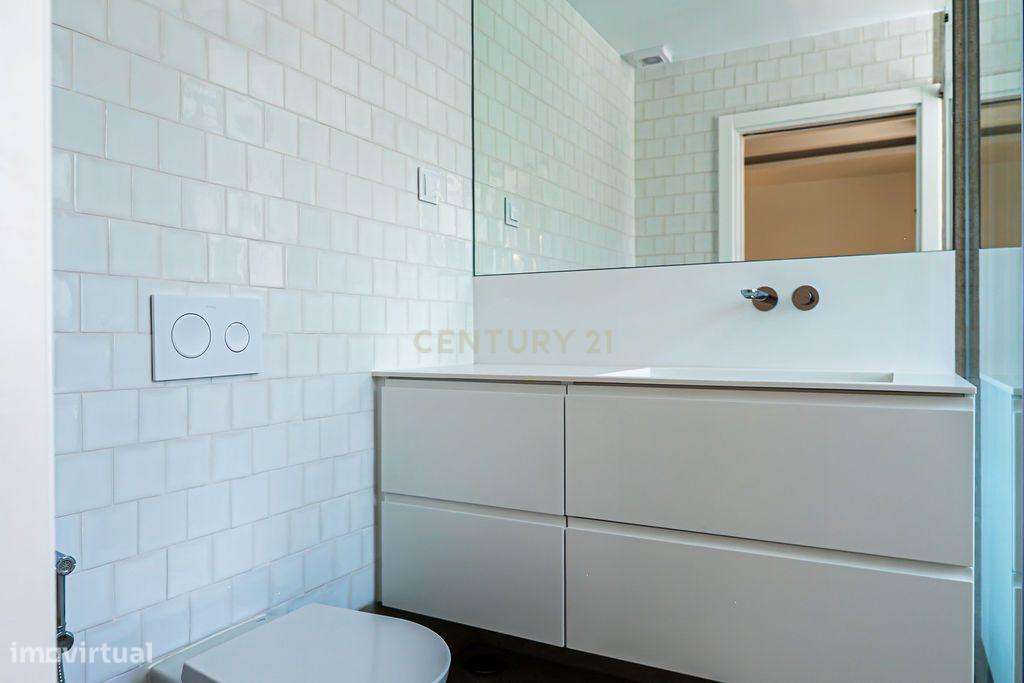 Apartamento T3 Duplex | Edifício Totalmente Reabilitado | Centro Amado-16