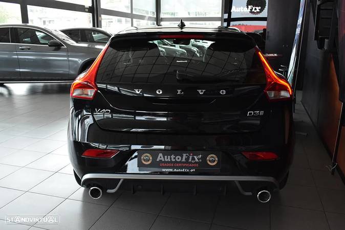 Volvo V40 2.0 D3 R-Design - 5