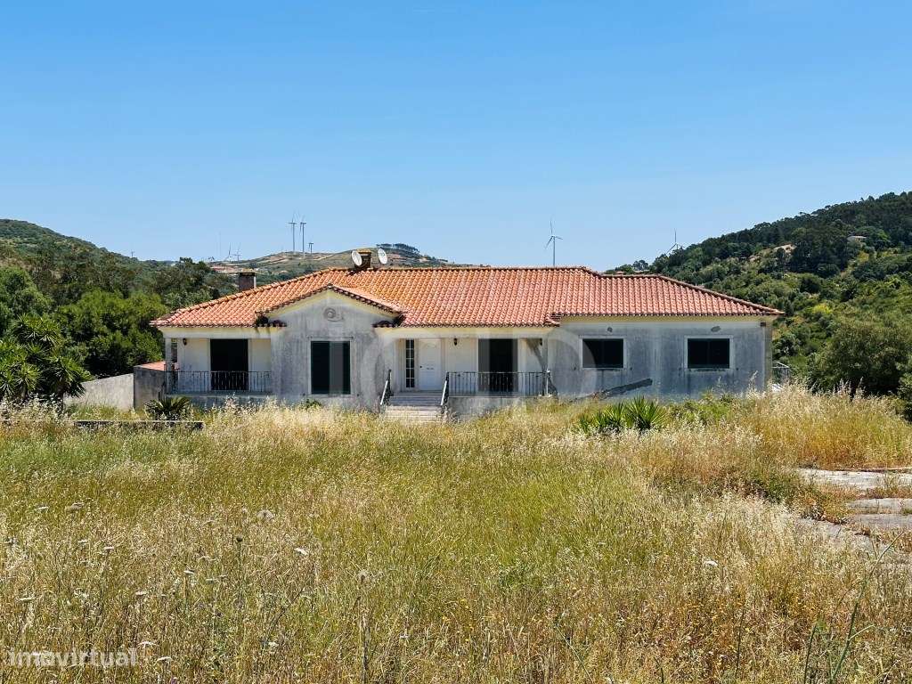 Moradia T5 com Garagem e Terreno Amplo - Quinta do Pinheirinho, San...-53