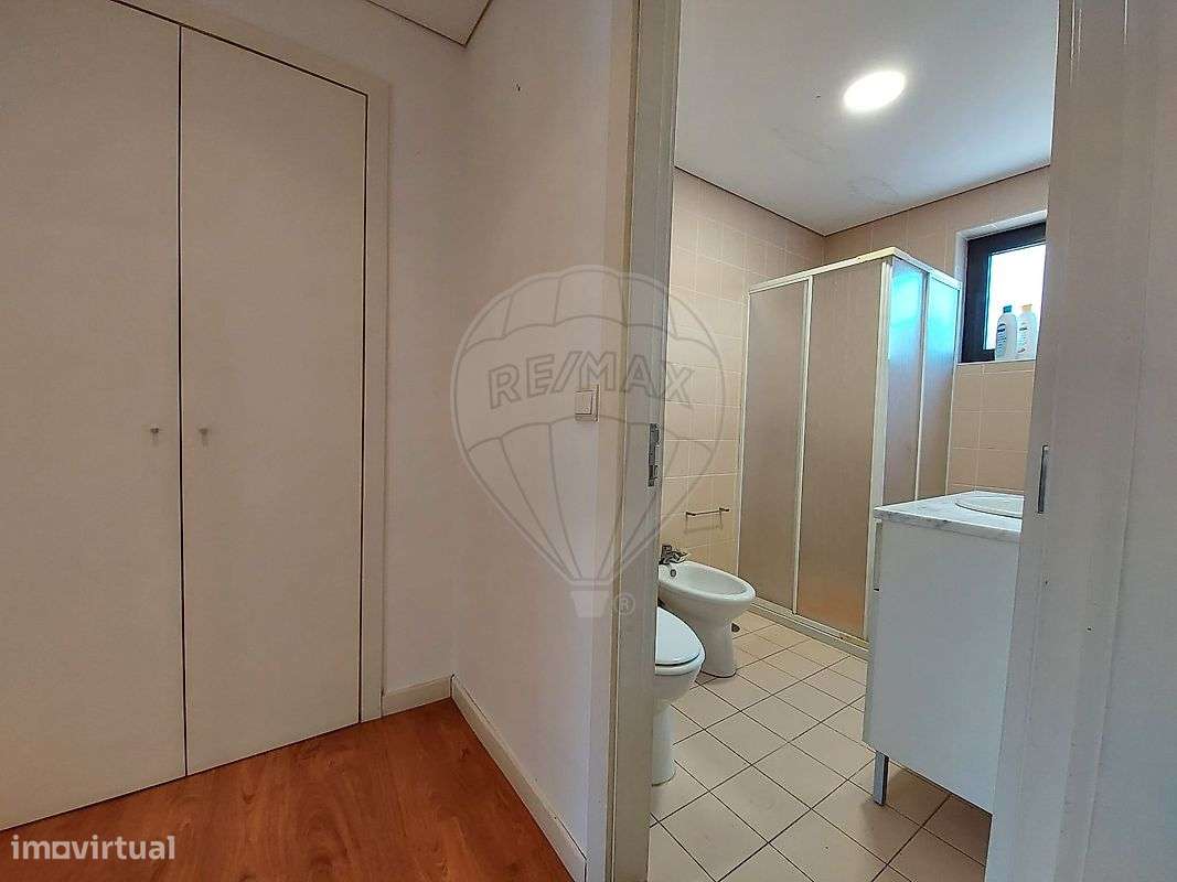 APARTAMENTO T3 RENOVADO NA AVENIDA DA LIBERDADE, BRAGA-13