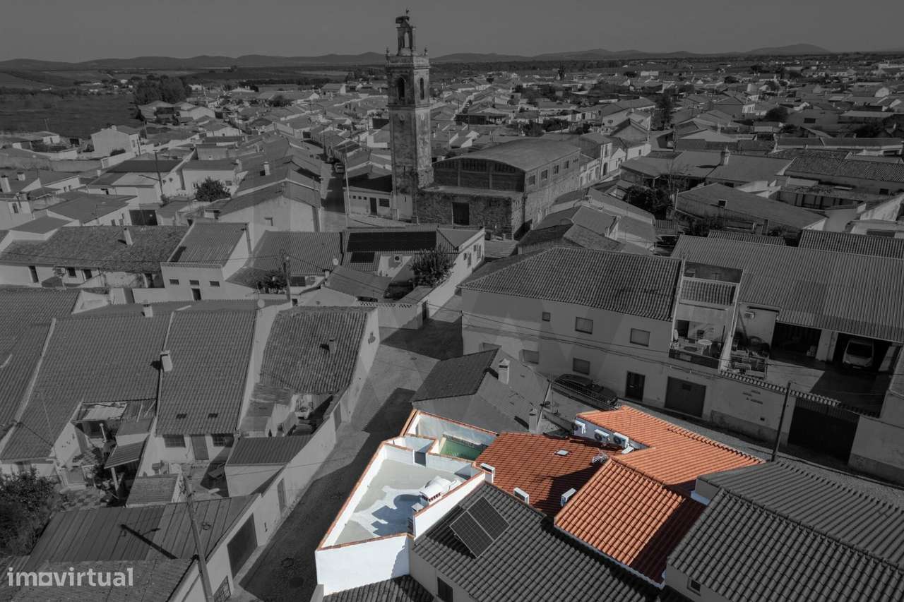 Moradia Térrea T5 com Piscina no Centro de Pias – Totalmente Renovada-20