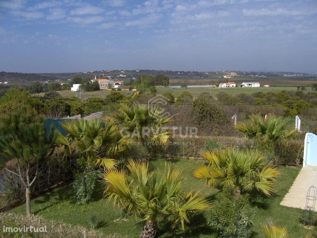 Terreno misto com potencial de construção até 2.316m2, Al...