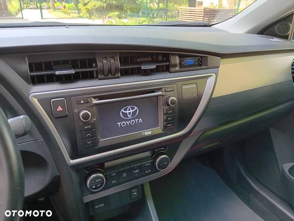 Toyota Auris 1.33 Dual-VVT-i Comfort - 12