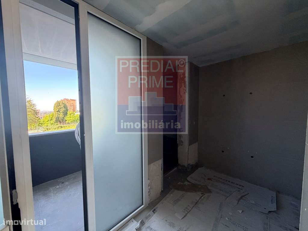 EXCELENTE APARTAMENTO T3 NO CENTRO DE OLIVEIRA DE AZEMEIS-15