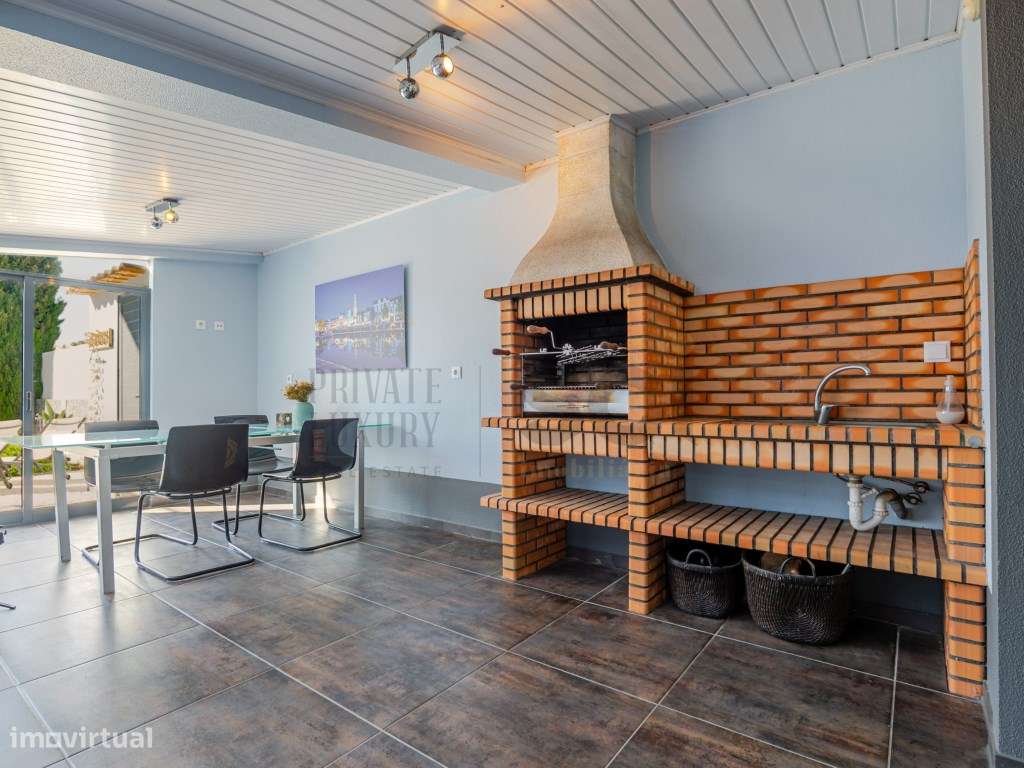 Moradia Independente T4 com piscina em Azeitão| Lote 857m2-57