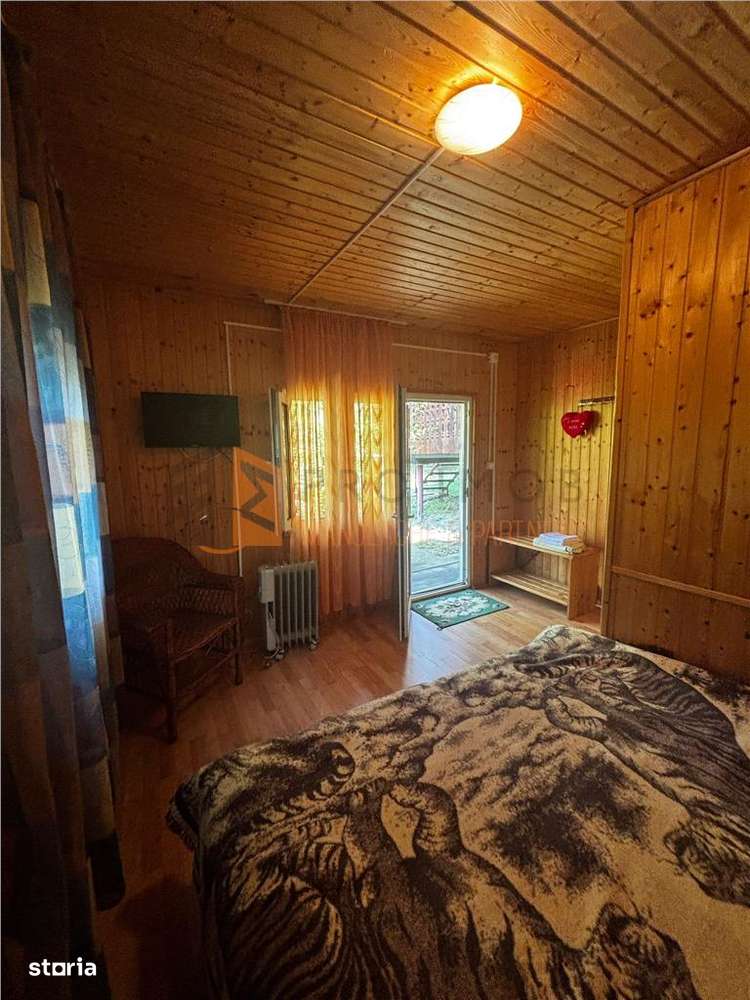 Ansamblu cabanute zona Cozieni - Imagine principală: 5/20
