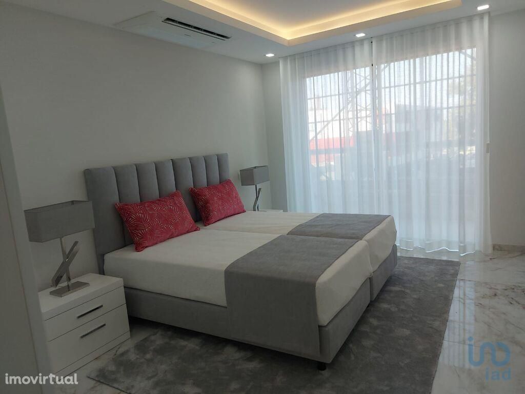 Apartamento T2 em Faro de 106,00 m2