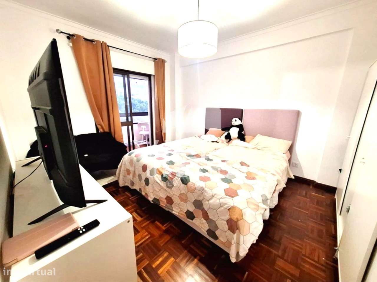 Apartamento T3 Localizado no Centro do Feijó-5