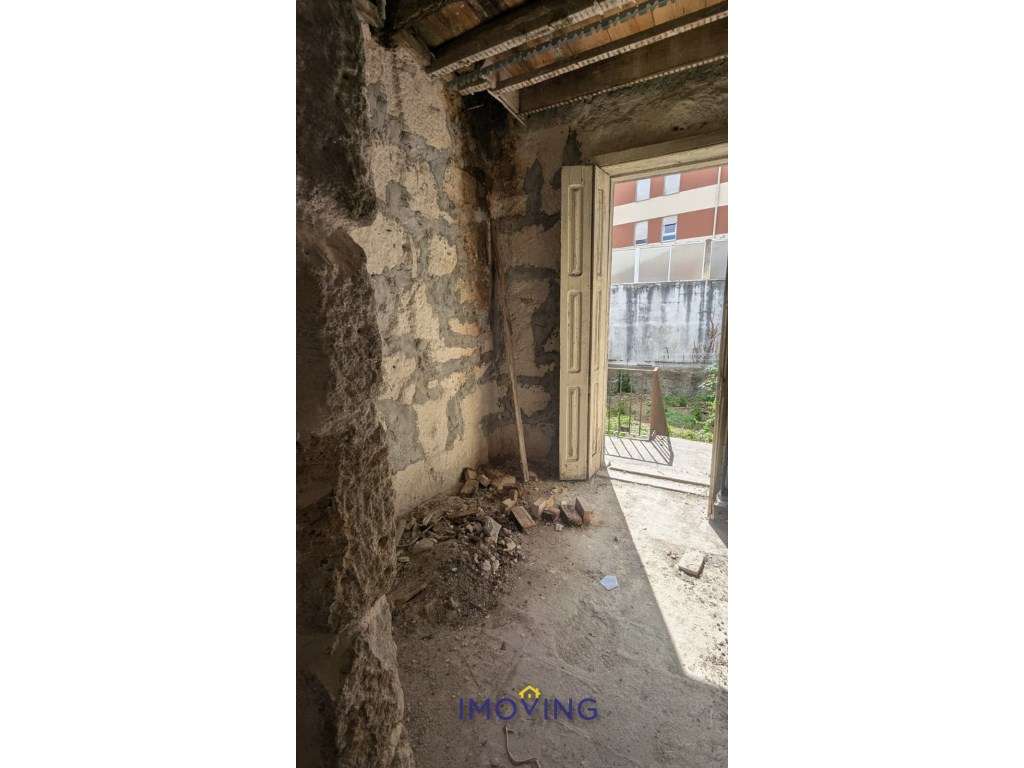 Prédio para remodelar - 3 pisos - jardim- centro do Porto-20