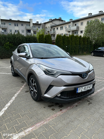 Toyota C-HR 1.8 Hybrid Team Deutschland - 1