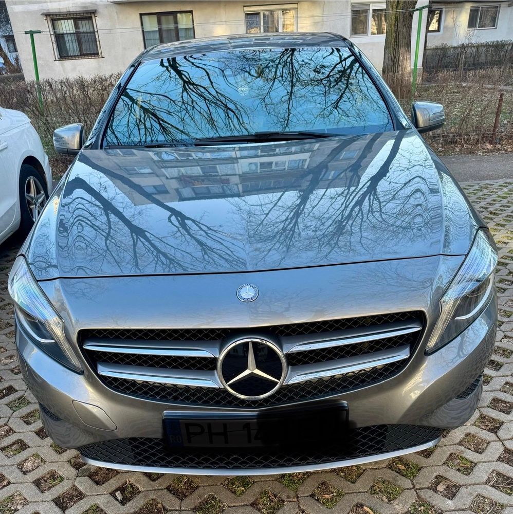 Mercedes-benz A 180 2013