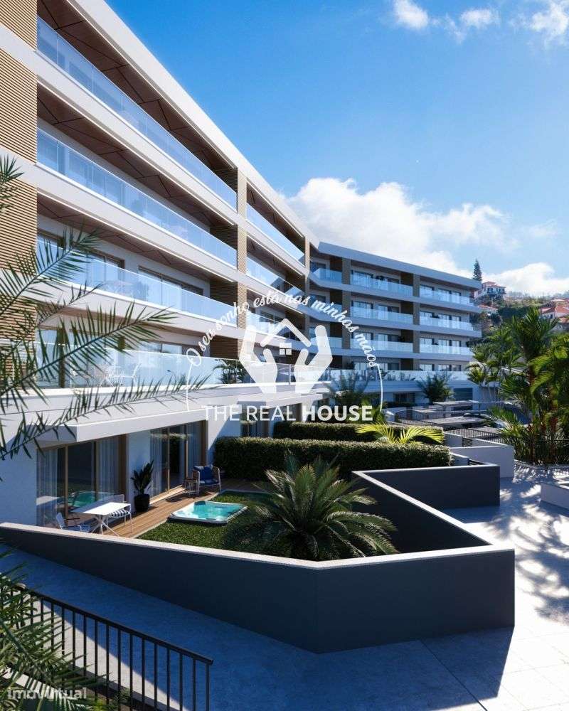 Empreendimento de Luxo na Calheta – T0 Novo, Mobilado com Piscina e-1