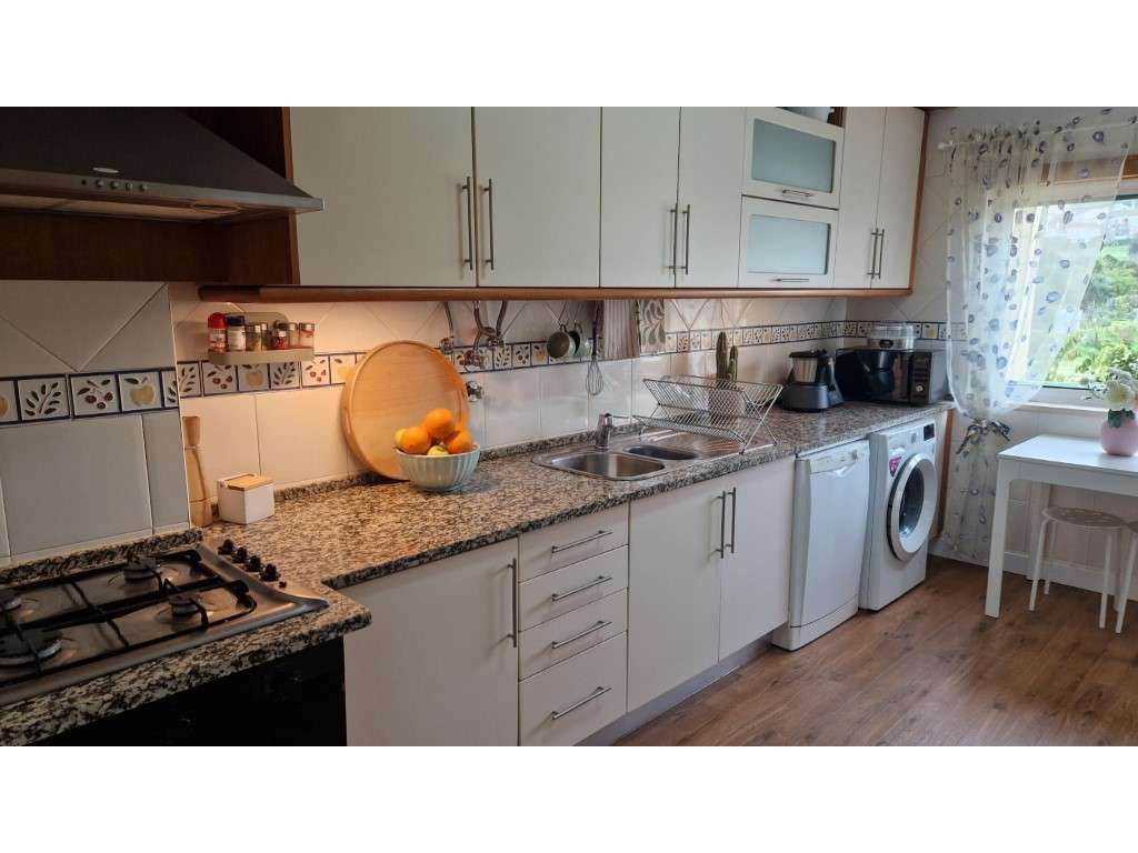 Excelente T3 em Palmela - Com Arrecadação e Churrasqueira - Grande imagem: 2/23