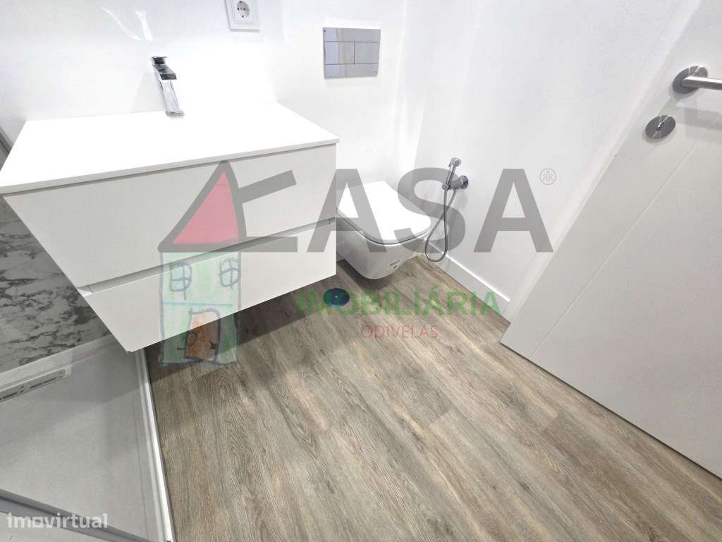 Empreendimento novo com piscina T2 e T3 disponíveis-26