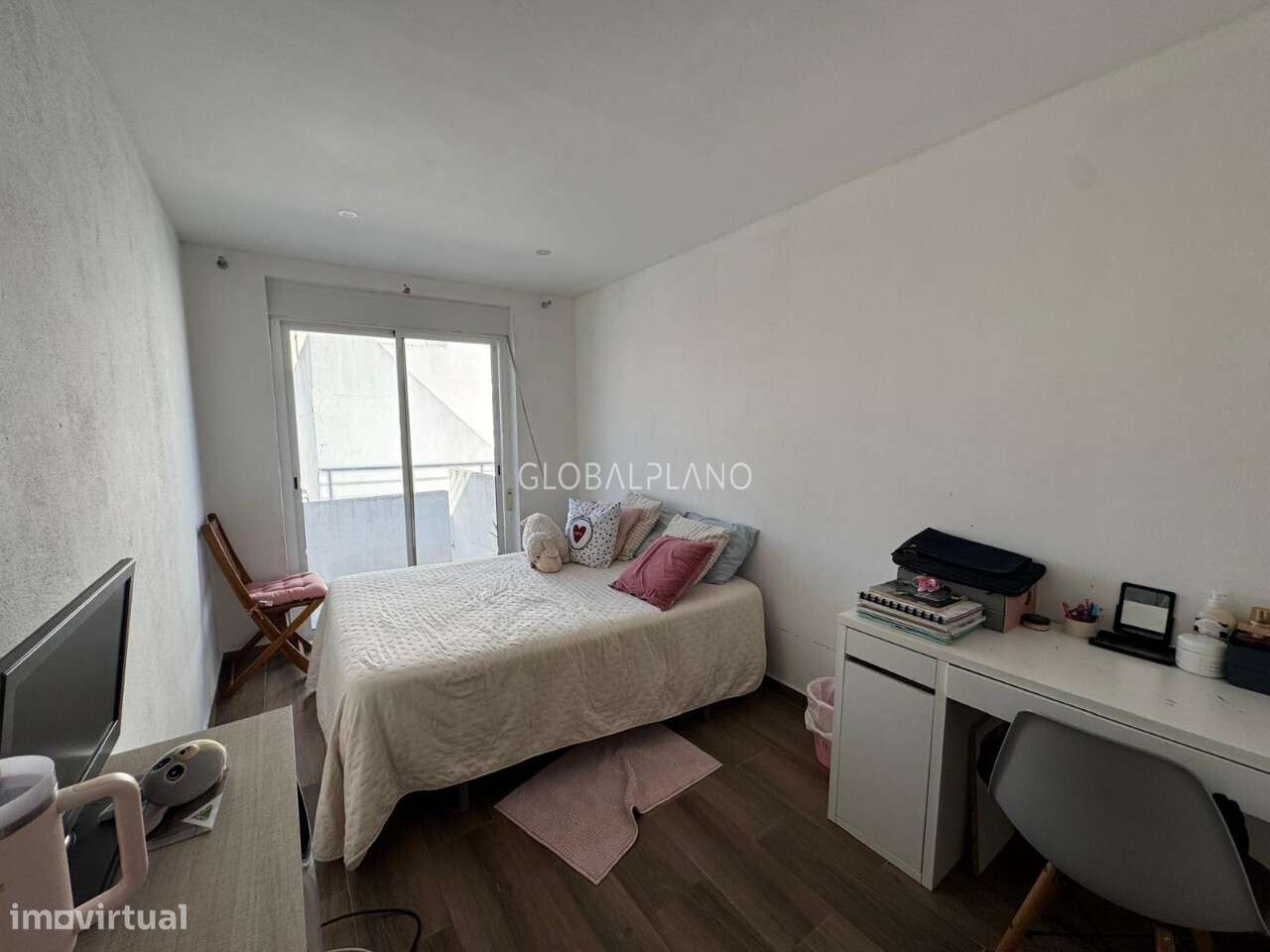 Moradia V4+1 em banda-6