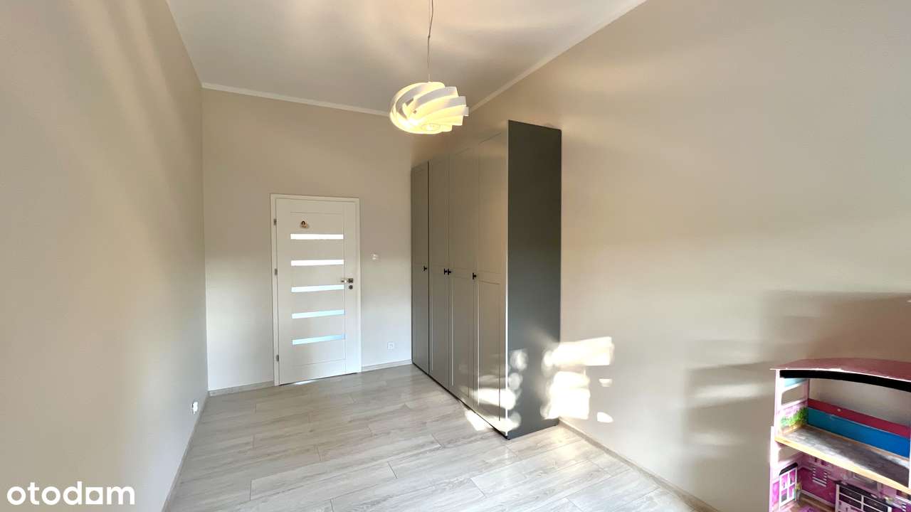 Przestronne 3-pokojowe mieszkanie z niskim czynszem-11