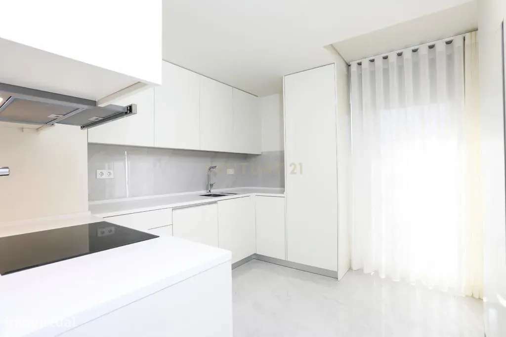 Apartamento T2 NOVO c/ varanda, arrecadação e parqueamento | Cavaleira - Grande imagem: 4/10