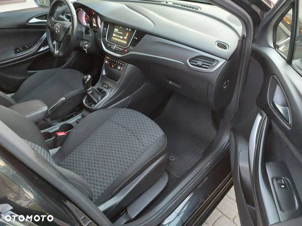 Opel Astra V 1.4 T Dynamic S&S - 11