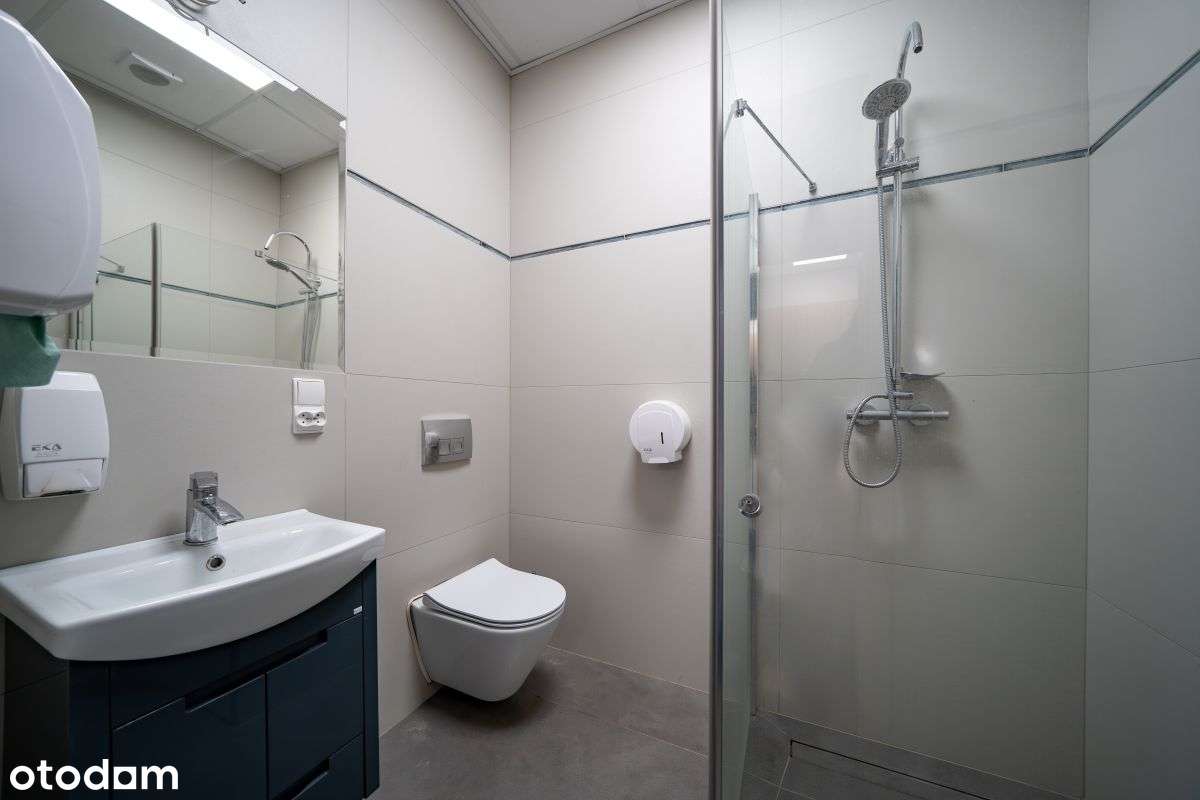 Funkcjonalny budynek pod działalość i usługi! - Pełny obrazek: 4/17