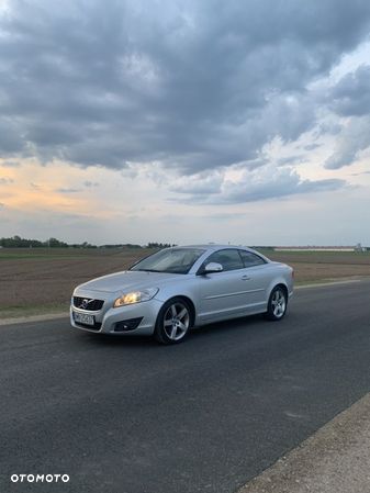 Volvo C70 D3 Momentum - 1