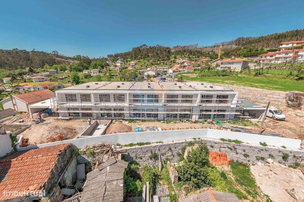 Moradia do gaveto T4 em condomínio privado no empreendimento Village-20