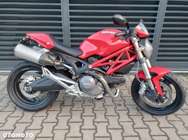 Ducati Monster - 2