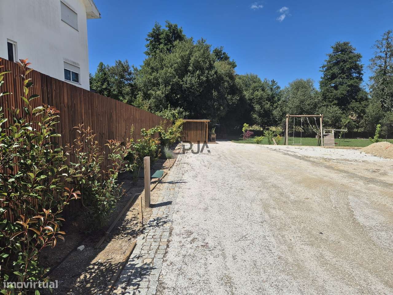 Terreno para construção de prédio com 6 fogos em Viseu - Grande imagem: 4/16