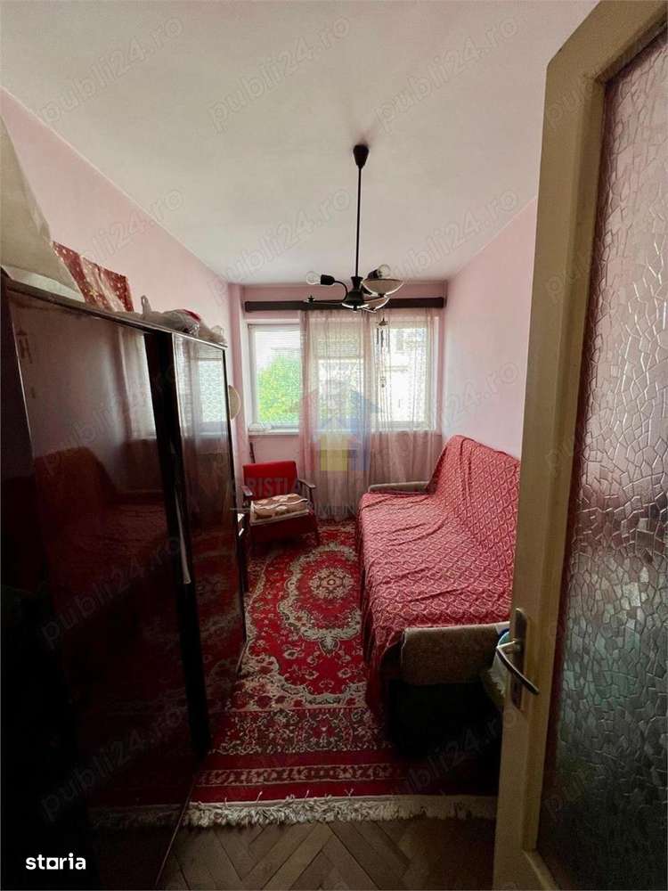 Super Pret! Ap 3 cam conf 1 Garii etaj 3 LIBER - Imagine principală: 4/7