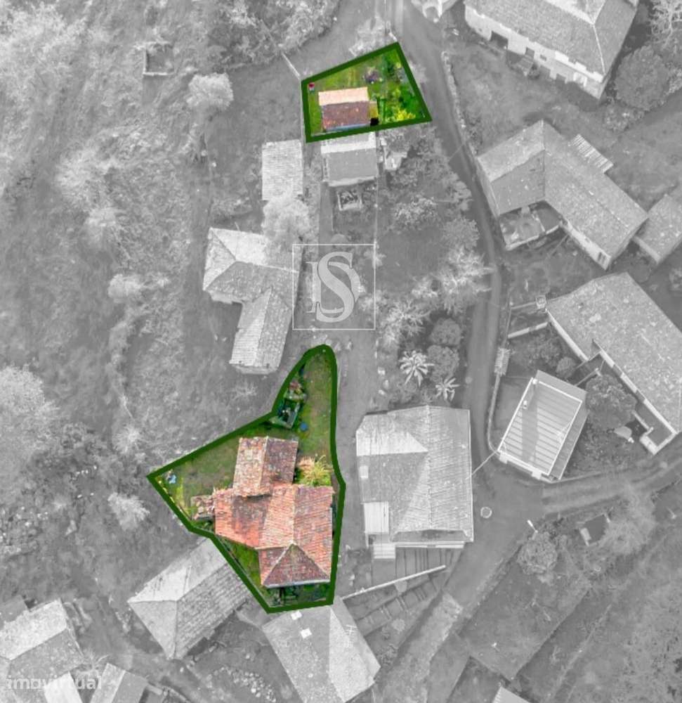 Moradia T2 para Restauro | Paredes de Viadores - Grande imagem: 5/47