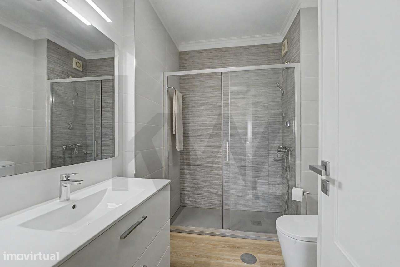 T2 Renovado com Garagem para 2 Carros (Continente Gulpilhares) - Grande imagem: 2/37