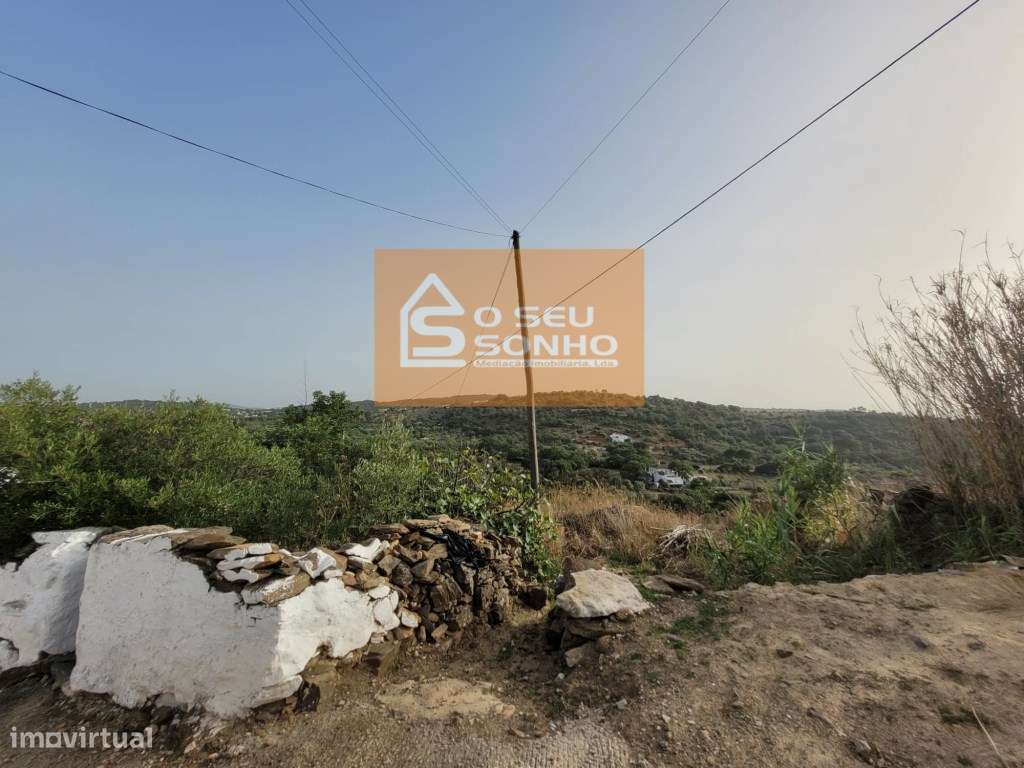 Casa Antiga para recuperar perto de São Brás de Alportel-9