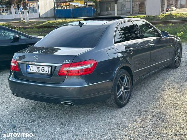 Mercedes-Benz E 220 CDI BlueEfficiency Aut. - 6