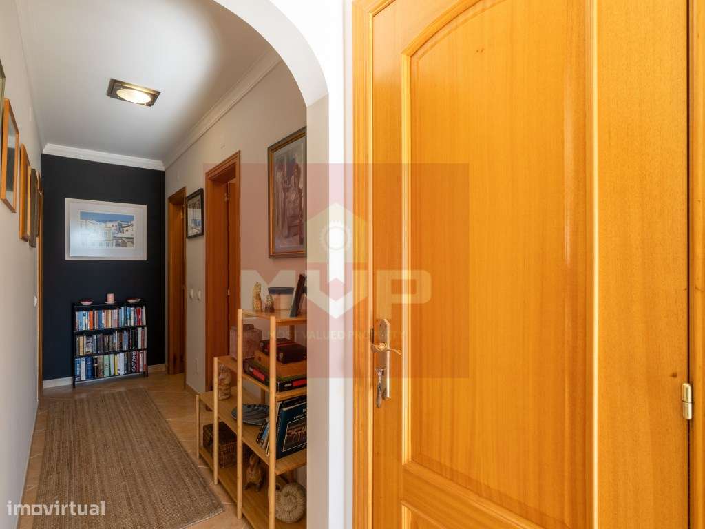 Moradia em banda V3 em Quelfes-7