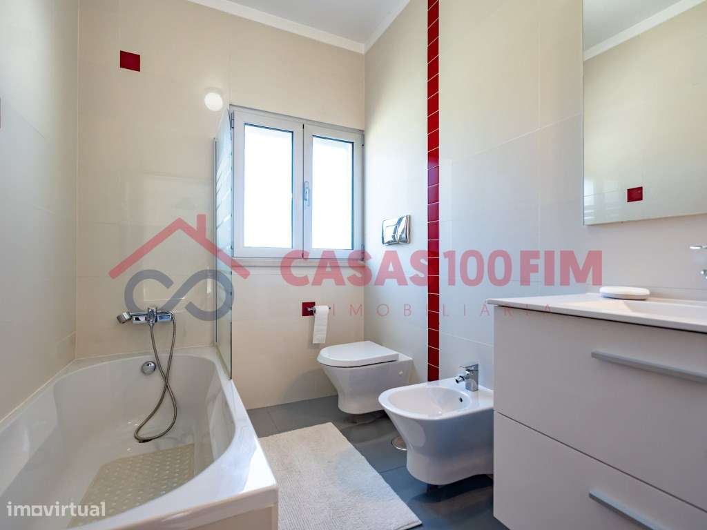 Oportunidade Moradia Individual T4 Azoia - Leiria-26